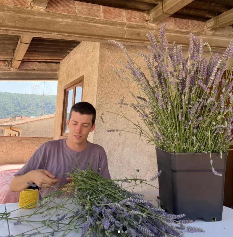 Xerrada al Mercat d'Herbes de la Ratafia